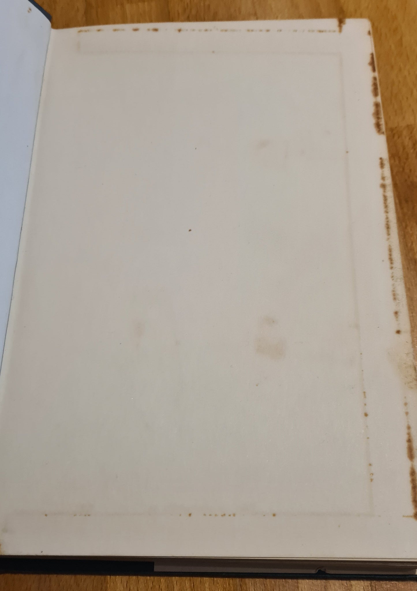 Daughters of Erin [Hardback, First Edition], Elizabeth Coxhead