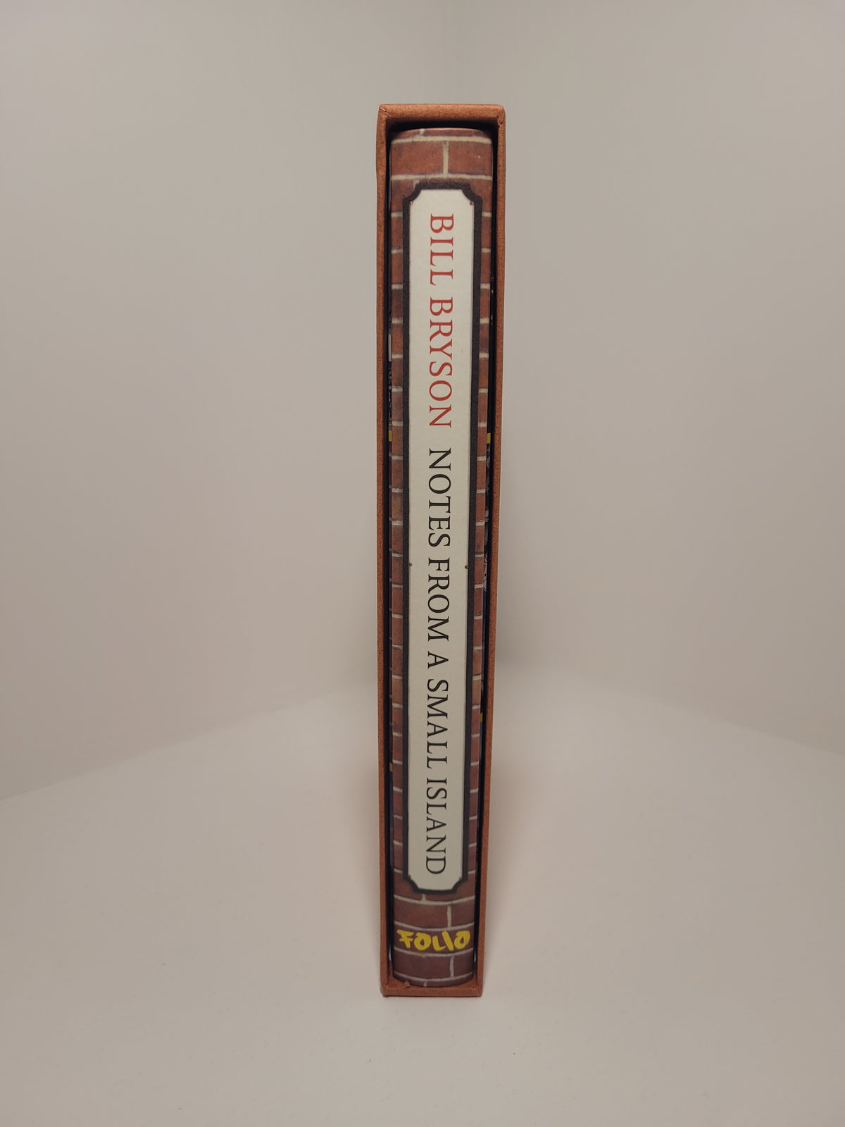 Notes From A Small Island [Folio Society, 2010], Bill Bryson